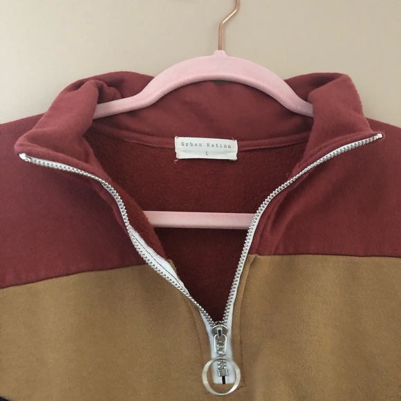 CROPPED BLOCK SWEATER - Picture 3 of 4